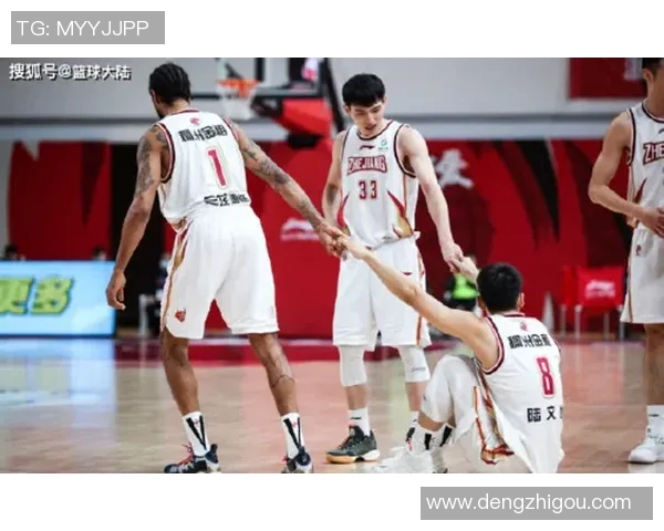 淄博星期天迎战陕西球队全力争胜展现足球激情与团结精神