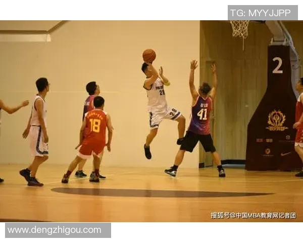 广州街舞队边路渗透打法深度解析与战术应用探讨MBA